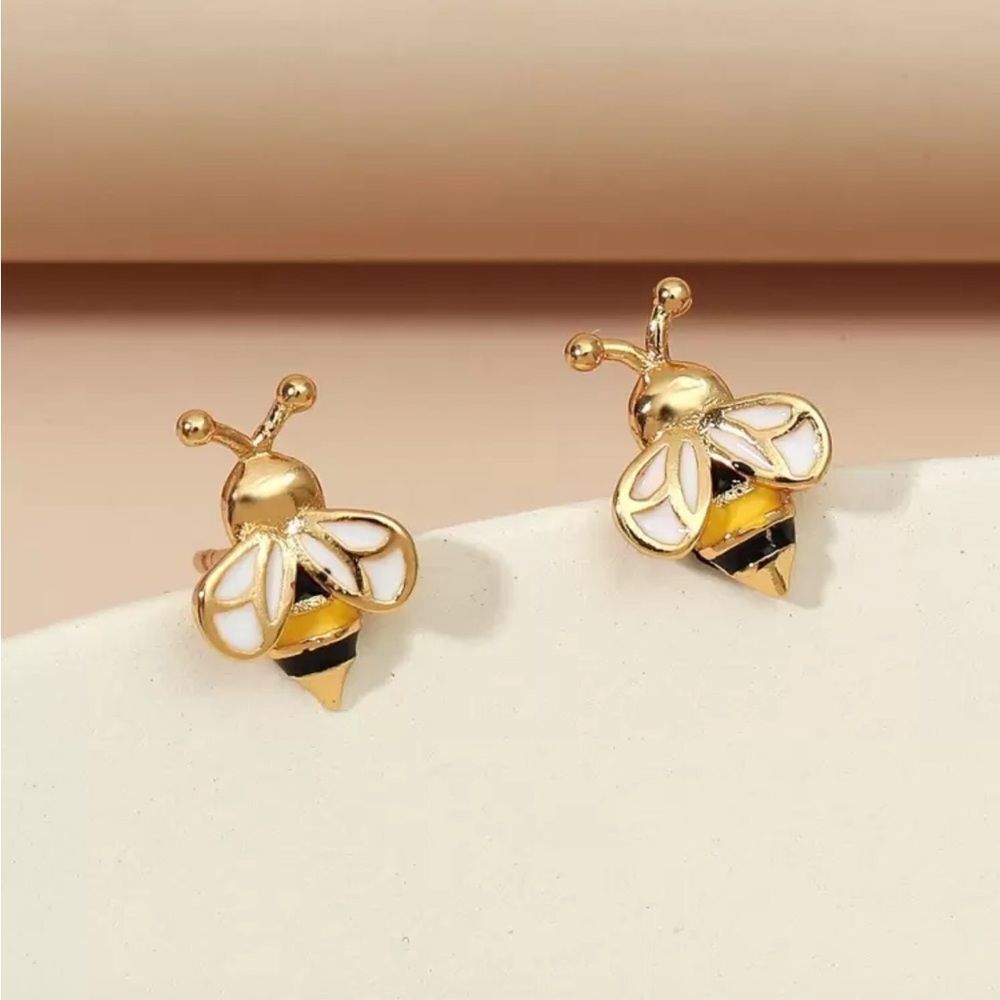 Bee Stud Earrings N1719